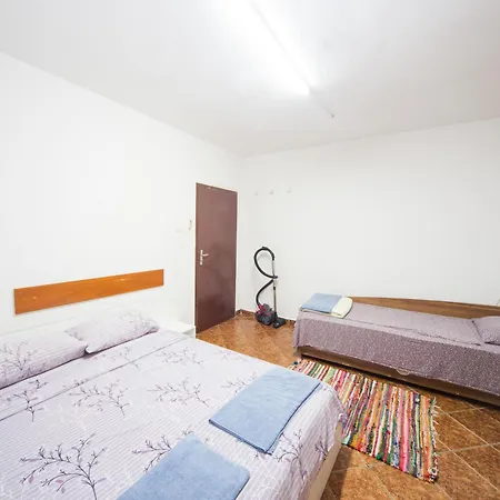 Center - Basic Flat With 2 Separate Apartment