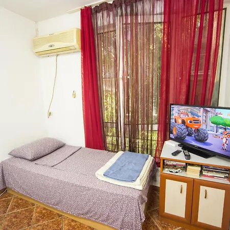 Center - Basic Flat With 2 Separate Apartment